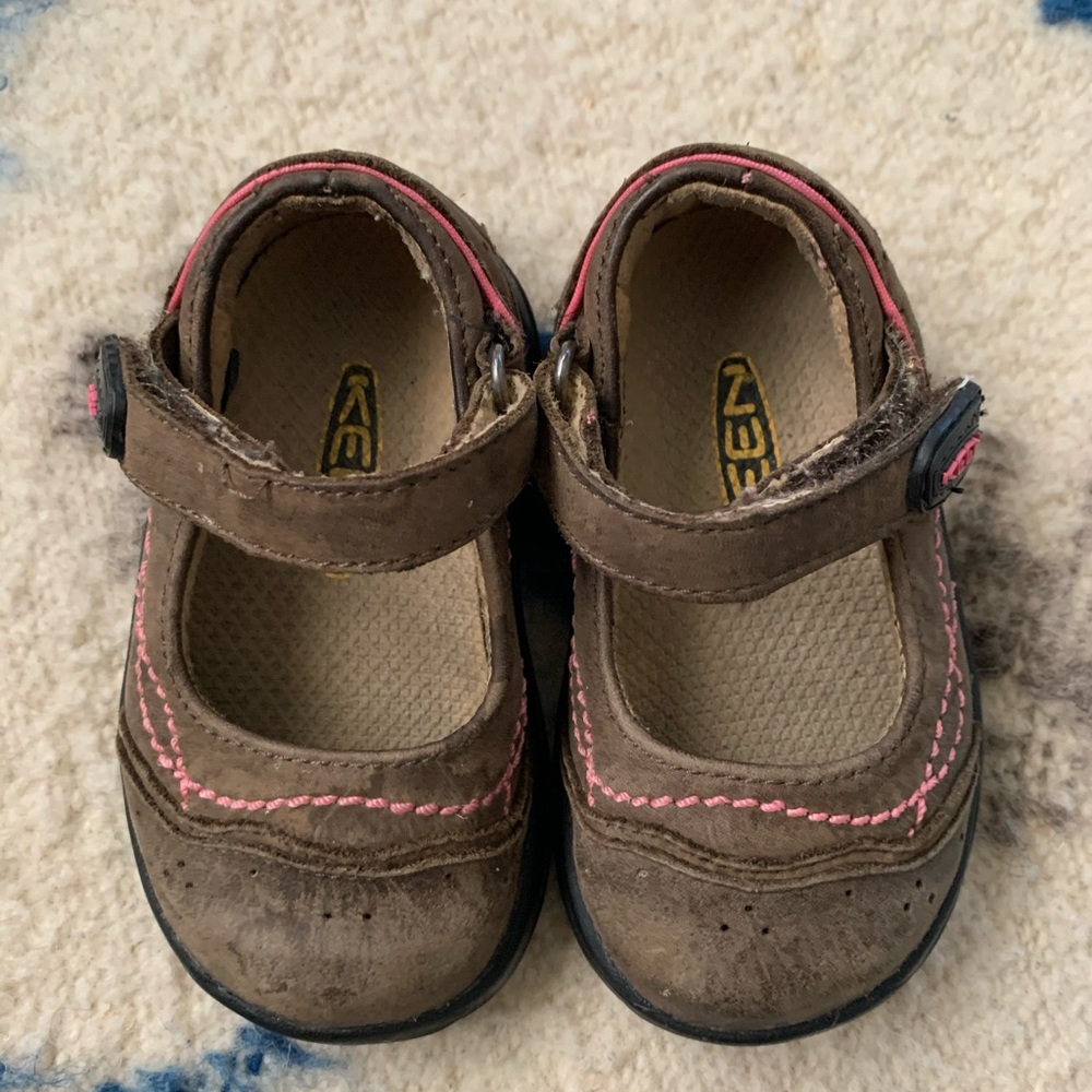 Baby girl Keen Mary Janes
